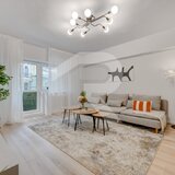 Unirii, zona Sf. Vineri, bloc 1987, terasa, ideal locuinta sau Airbnb